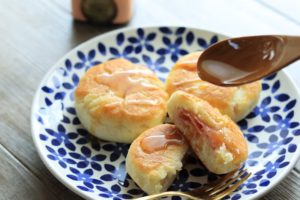 Easy with Pancake Mix! Bacon and Cheese Korean Pancake-Style with Manuka Honey Sauce