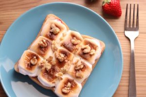 Simple Marshmallow Honey Toast